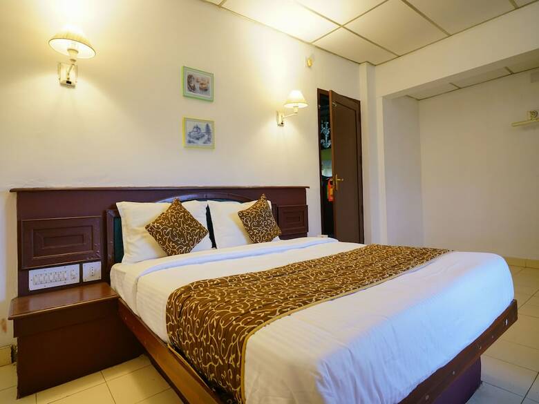 Apartamentos Oyo 15510 Chandana Annexe