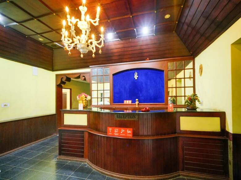 Apartamentos Oyo 15510 Chandana Annexe