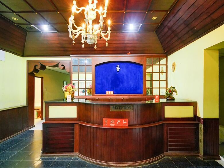 Apartamentos Oyo 15510 Chandana Annexe