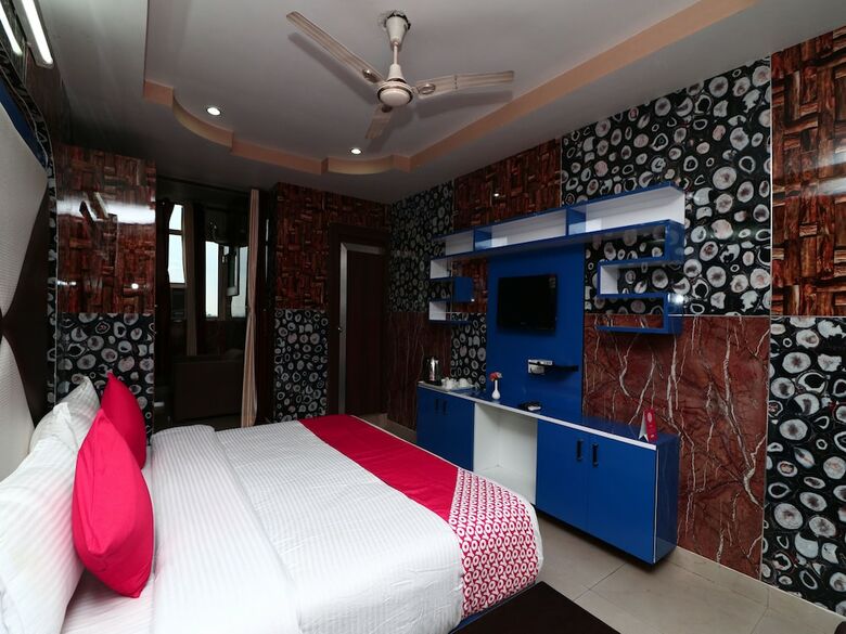 Apartamento Oyo 15794 Jatin Hotel