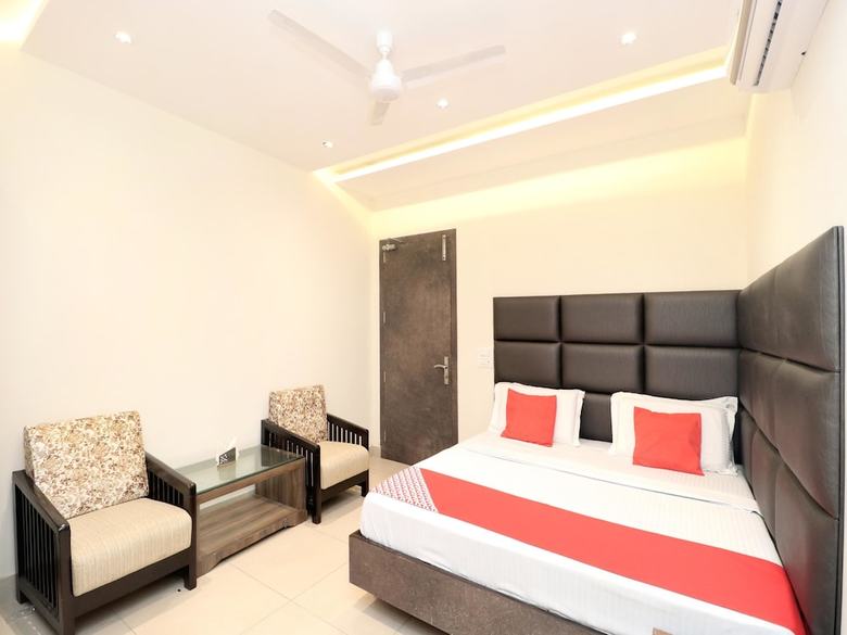 Oyo 15890 Hotel Sunciti Extension