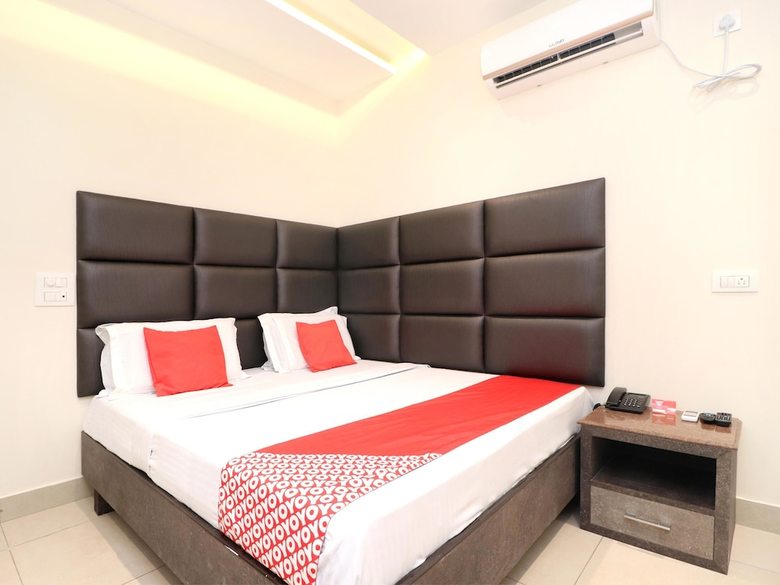 Oyo 15890 Hotel Sunciti Extension