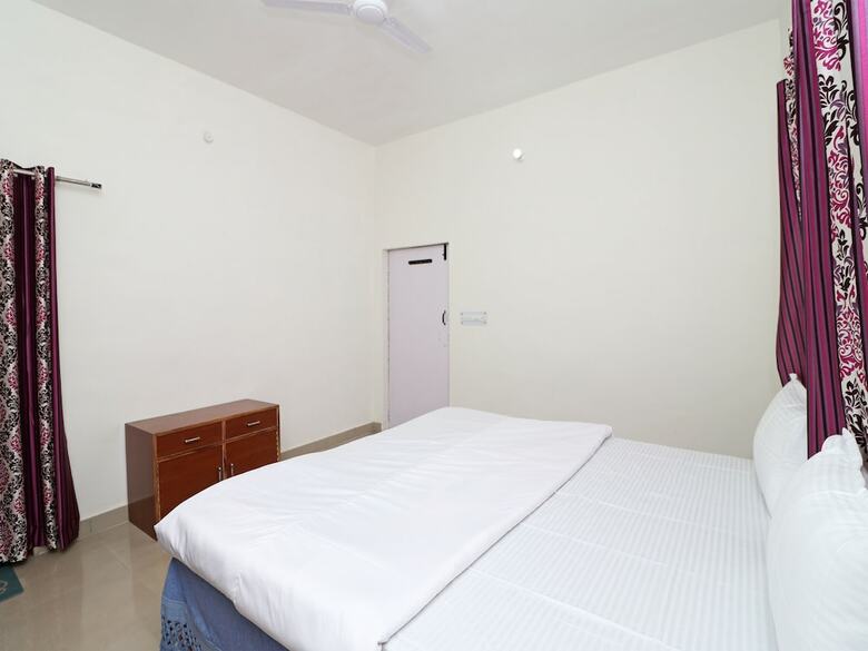 Hotel Oyo 13432 Home Exotic 2bhk Villa Bhimtal