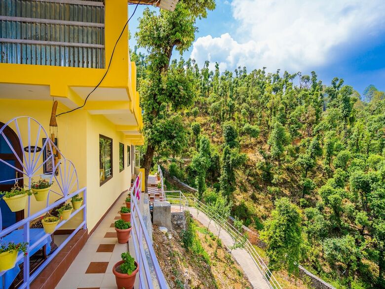 Aparthotel Oyo 14137 Home Valley Studio Kempty Road