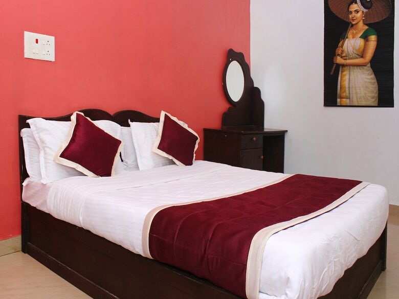 Hotel Oyo 14135 Ashly's Residency