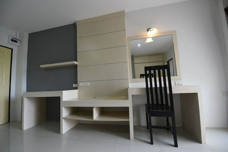 Hotel Grand Esie Service Apartment