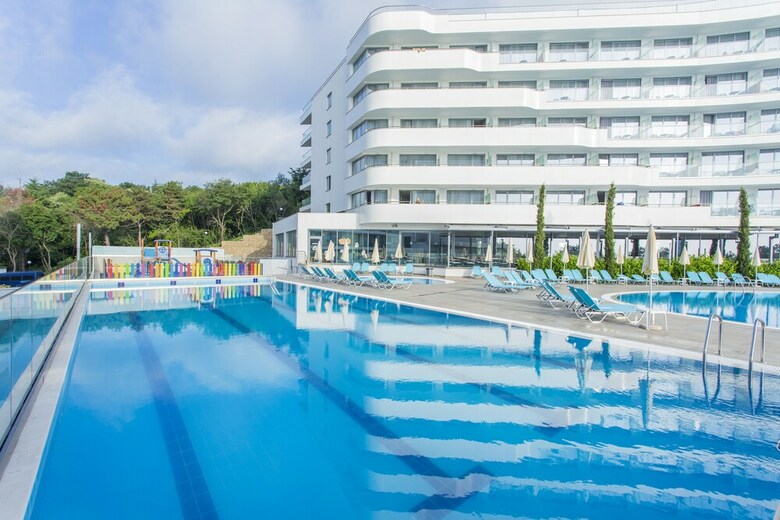 Riu Hotel Astoria - All Inclusive