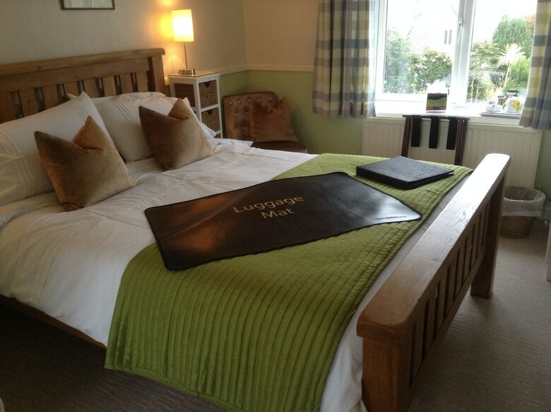 Bed & Breakfast The Gables Guest House