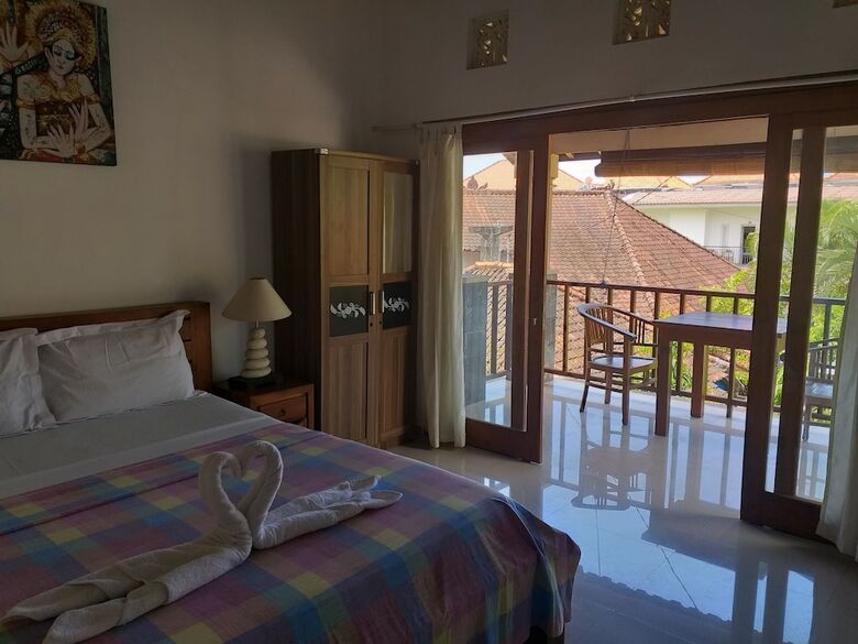 Hotel Bali Sari Homestay