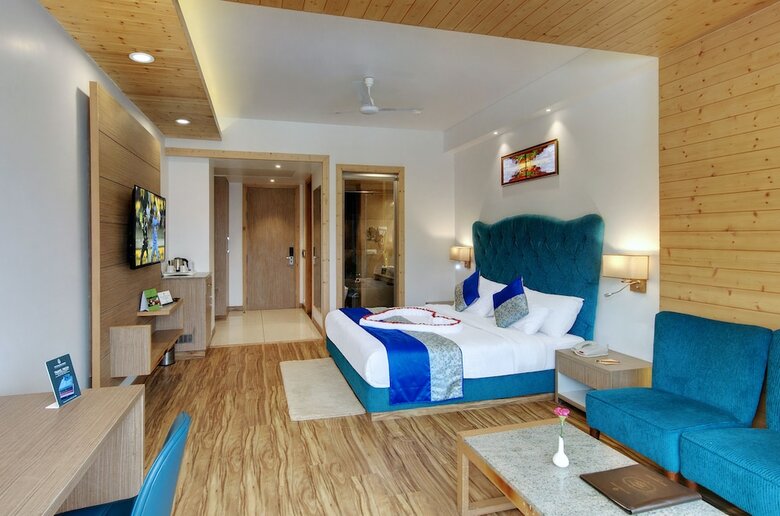 Hotel The Orchard Greens Resort And Spa