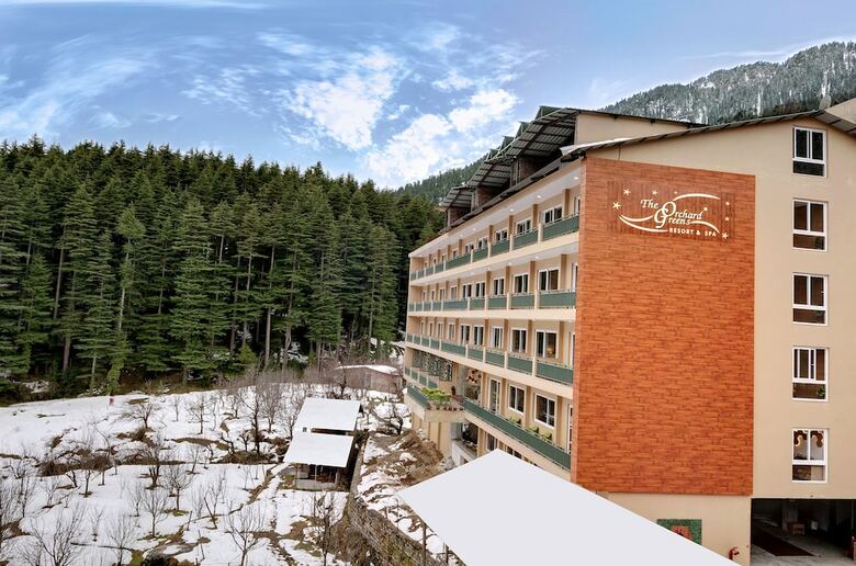 Hotel The Orchard Greens Resort And Spa