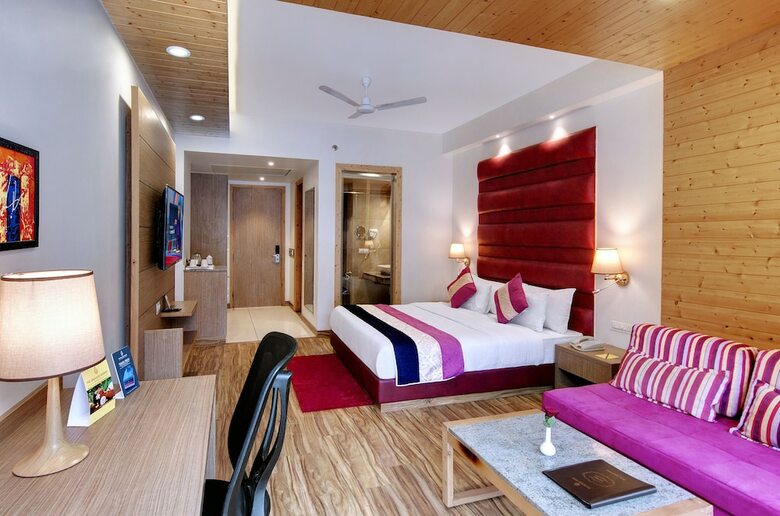 Hotel The Orchard Greens Resort And Spa