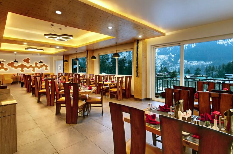 Hotel The Orchard Greens Resort And Spa