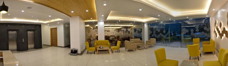 Hotel The Orchard Greens Resort And Spa