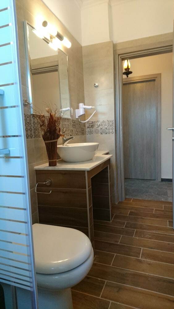 Apartamentos Elia House A Quiet Seaside Place