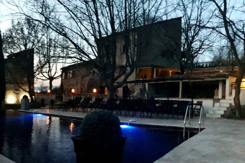 Le Mas Des 5 Fontaines. Gite