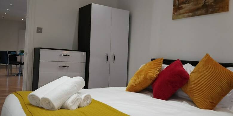 Clifton Apartment