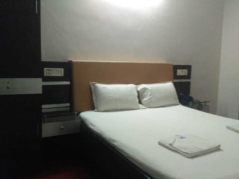 Hotel Sakthi Priya