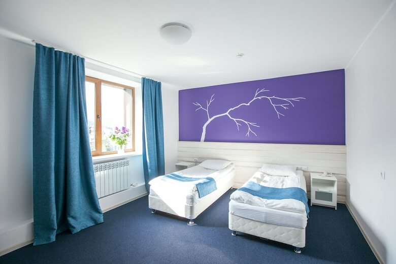 Nicola Hotel