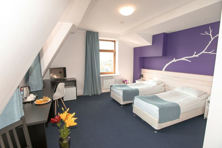 Nicola Hotel