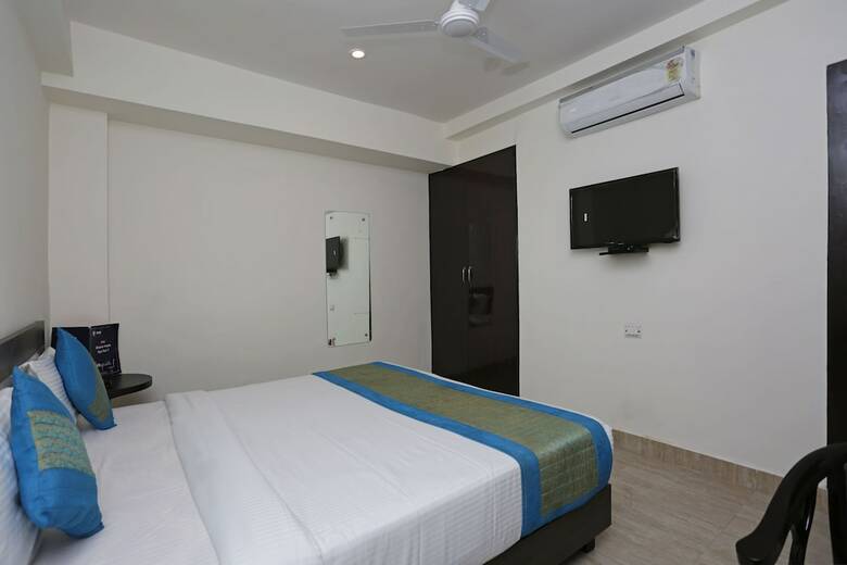 Hotel Sky View