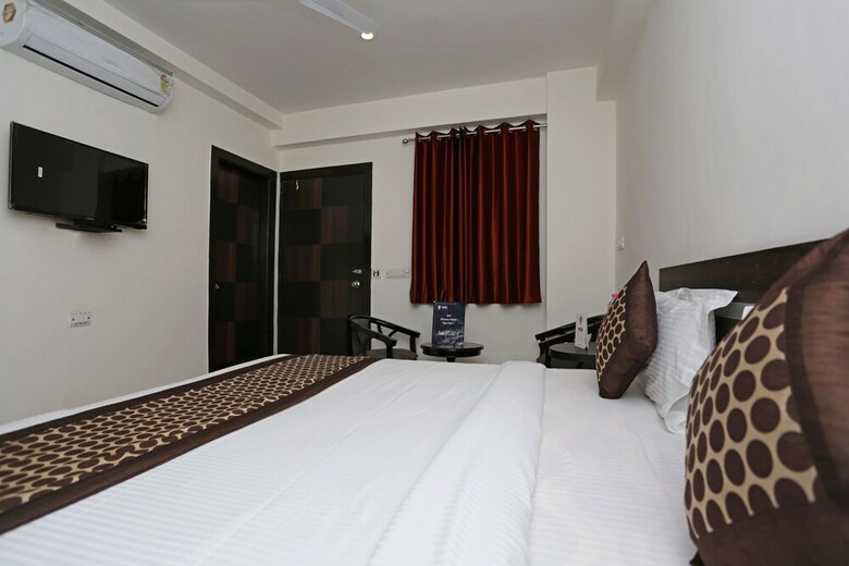 Hotel Sky View