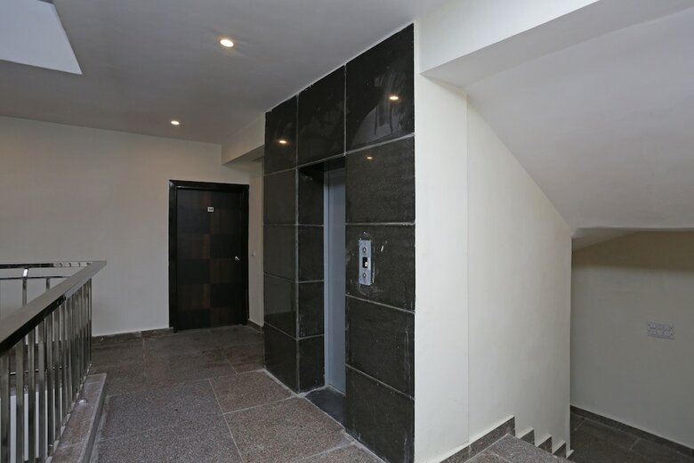 Hotel Sky View