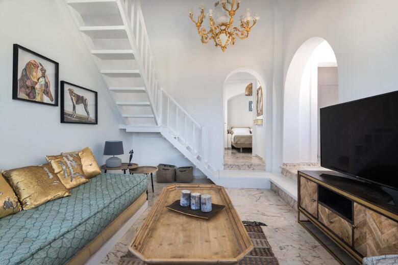 Summer Lovers Villa