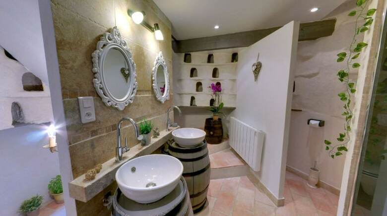 Bed & Breakfast Le Mas Des 5 Fontaines. Chambres D'h�tes