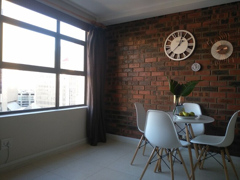 Apartamentos At St. George's Mall