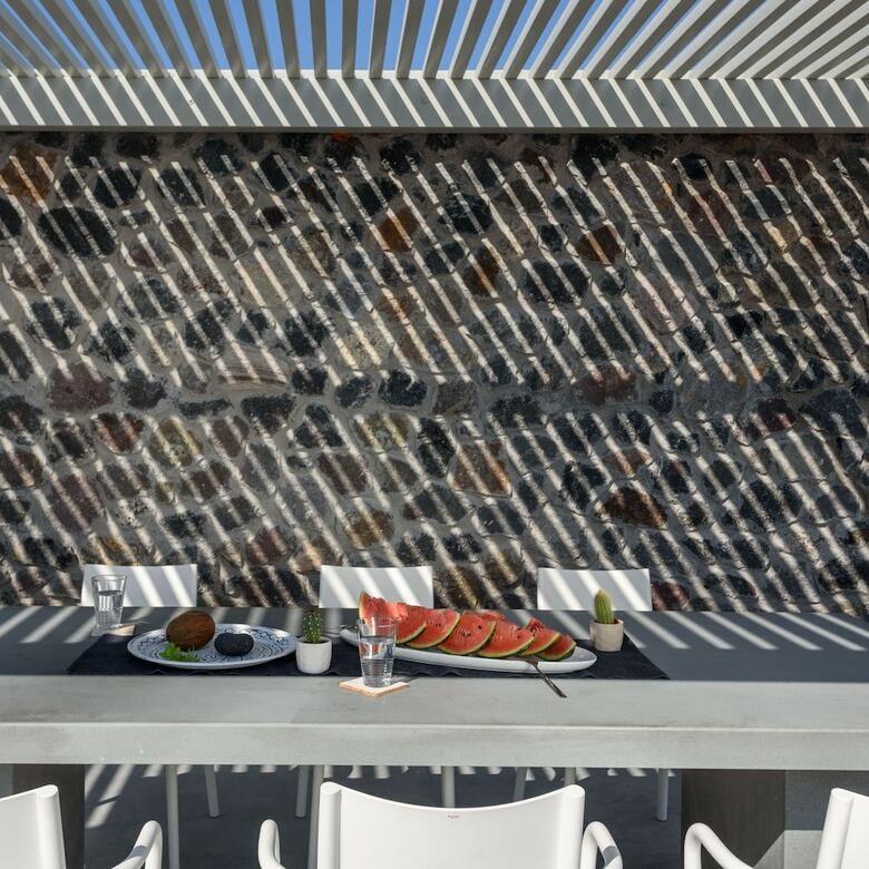Villa Samsara - Santorini Luxury Retreat