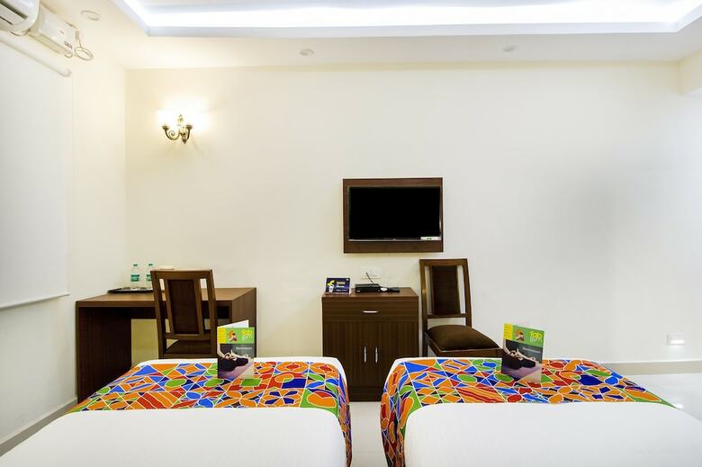 Fabhotel Windsor Castle Inn Brigade Rd