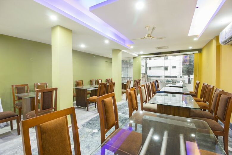 Fabhotel Windsor Castle Inn Brigade Rd