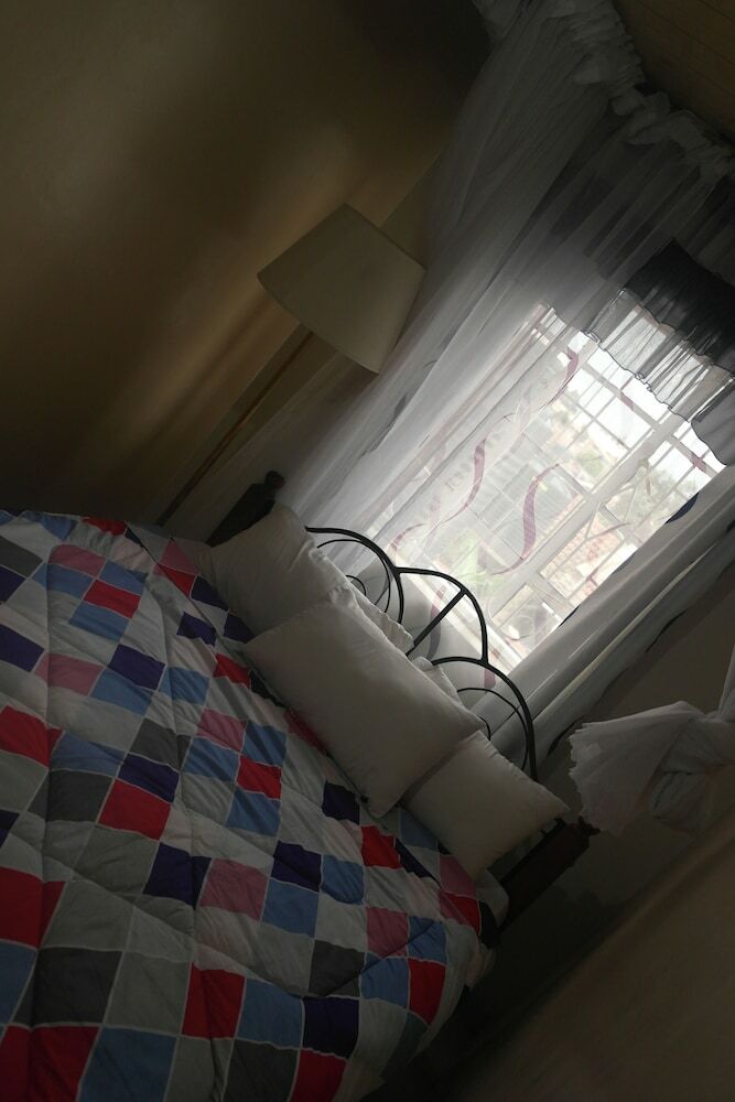 Hotel Palm Nest - Near Jkia