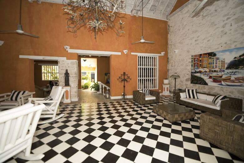 Casa Santo Domingo By Nomad Guru