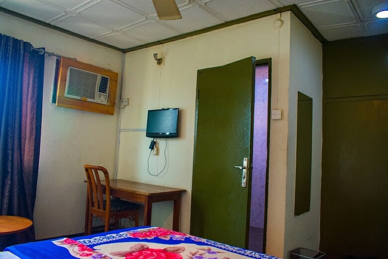 Ademola Hearts Hotel