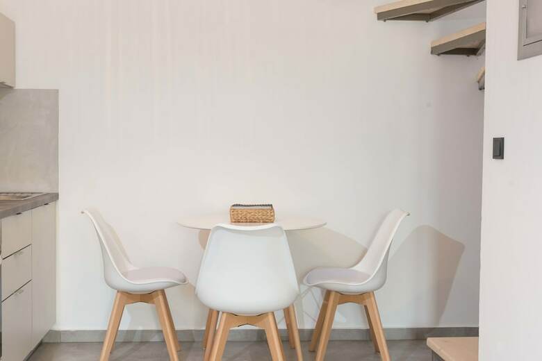 Apartamentos Calme Suites Mani