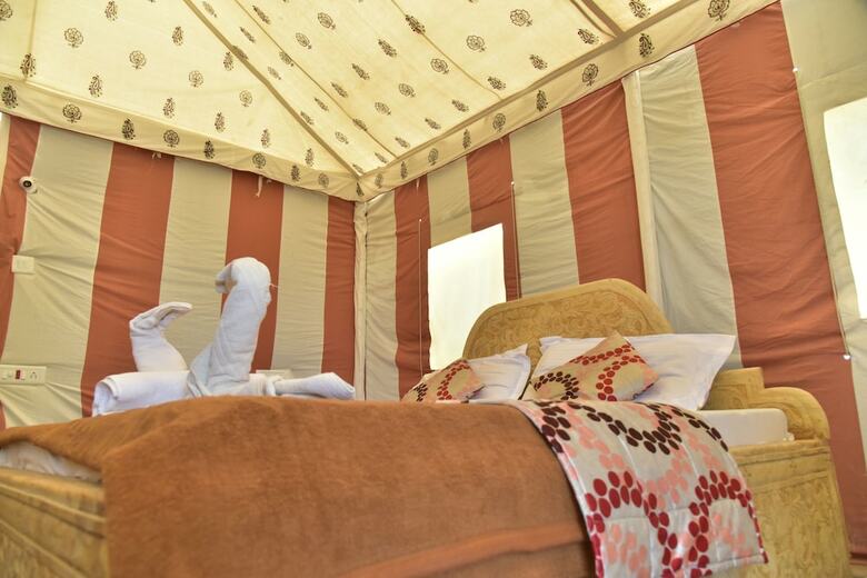 Hotel Oasis Camp Sam