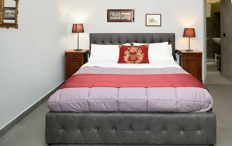Bed & Breakfast Moon Luxury Rooms & Apartments