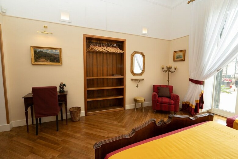 Bed & Breakfast Moon Luxury Rooms & Apartments