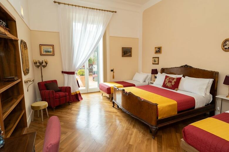 Bed & Breakfast Moon Luxury Rooms & Apartments