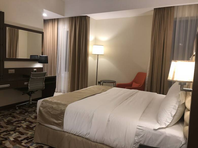 Al Murooj Grand Hotel