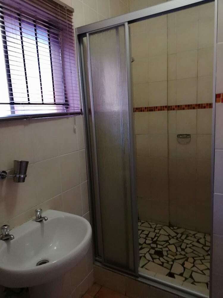 Hotel Sentlhaga Guest House