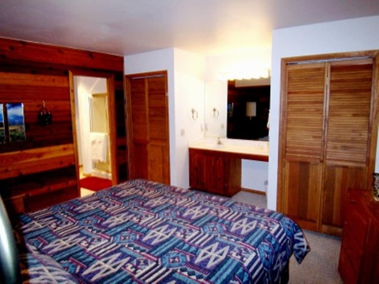 Country Club�homes