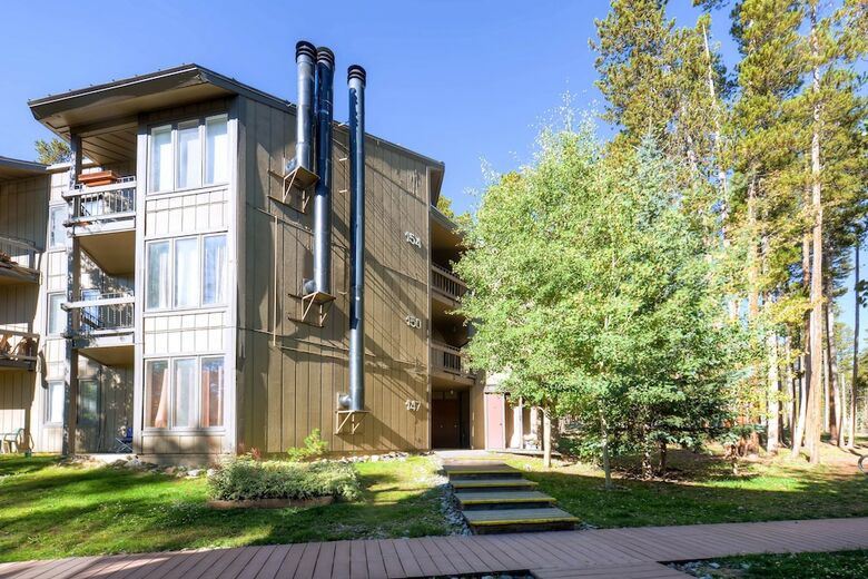 Gold Camp Condominiums By Crmr