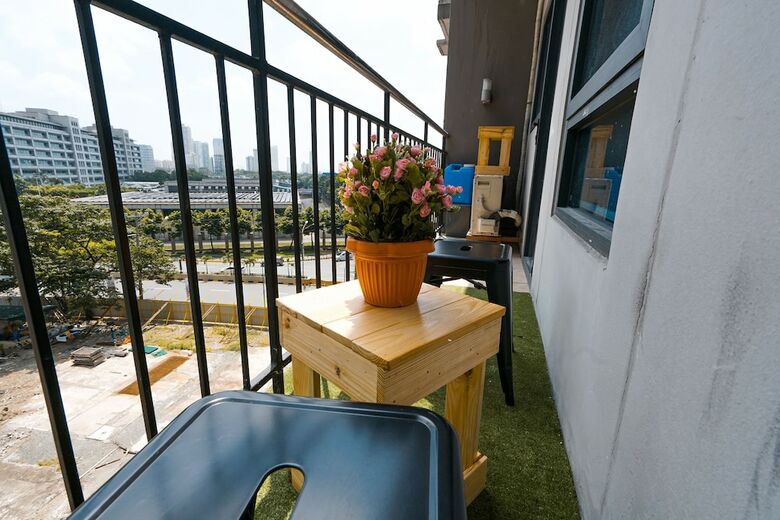 Apartamentos Indigo Ortigas @ Adb Avenue Tower