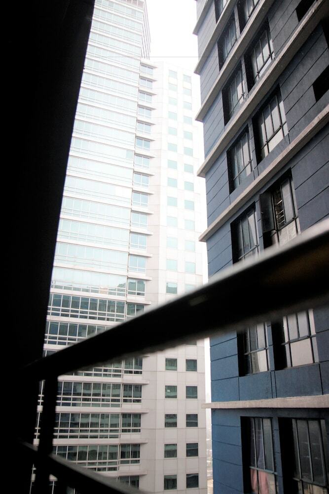Apartamentos Indigo Ortigas @ Adb Avenue Tower