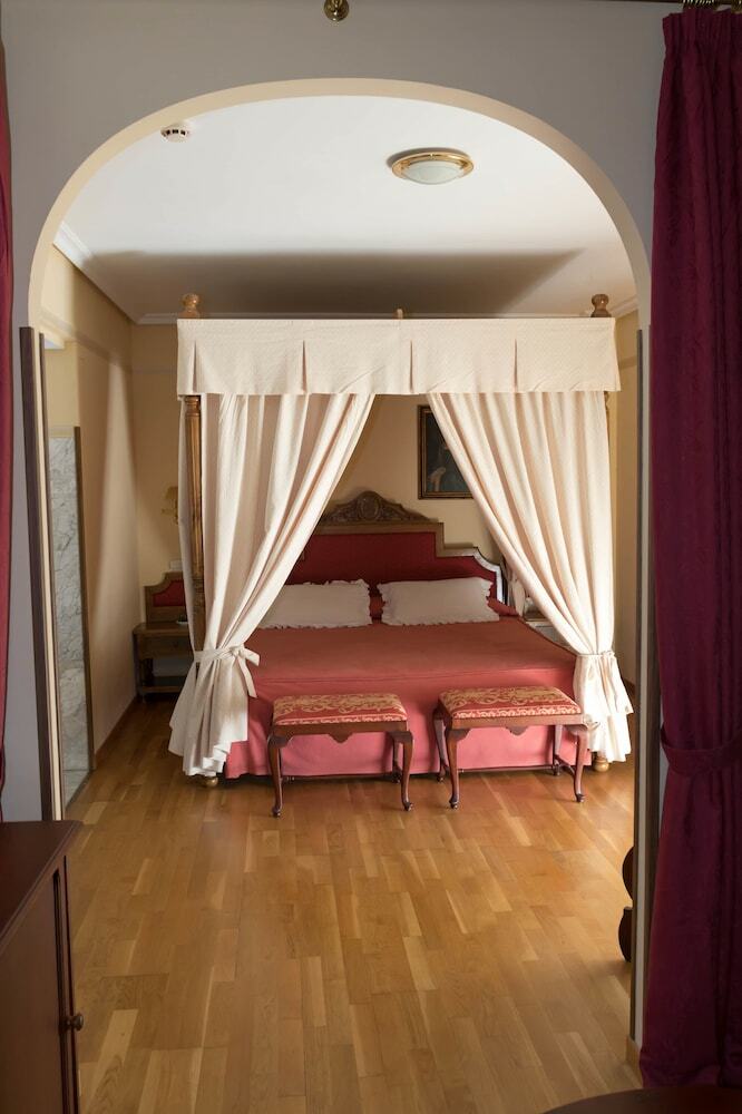 Hotel Ele Puerta De Monfrag�e