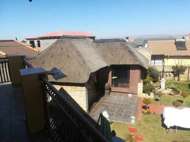 Hotel Ga-dikobo Guest House