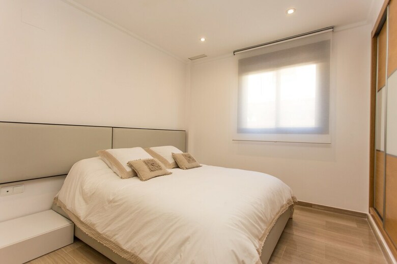 Lujoso Apartamento Con Piscina Interior